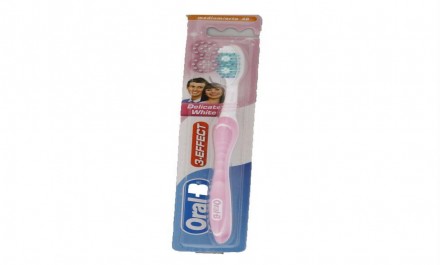 oral b effect delicate white toothbrush 